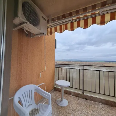 Apartman In A With 9 Pools