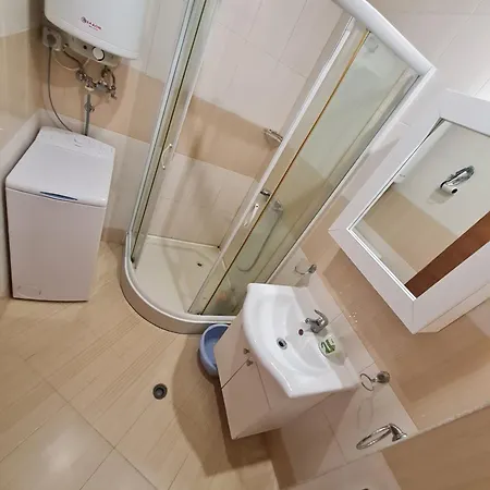 Apartman In A With 9 Pools *
