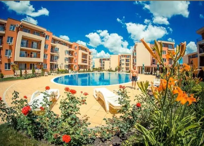 In A With 9 Pools Апартамент *